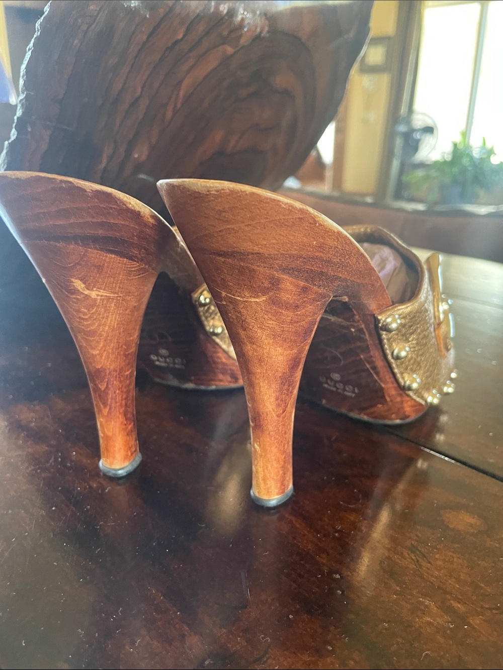 Gucci Metallic Gold Leather Horsebit Wood Slide Mules - Picture 3 of 3